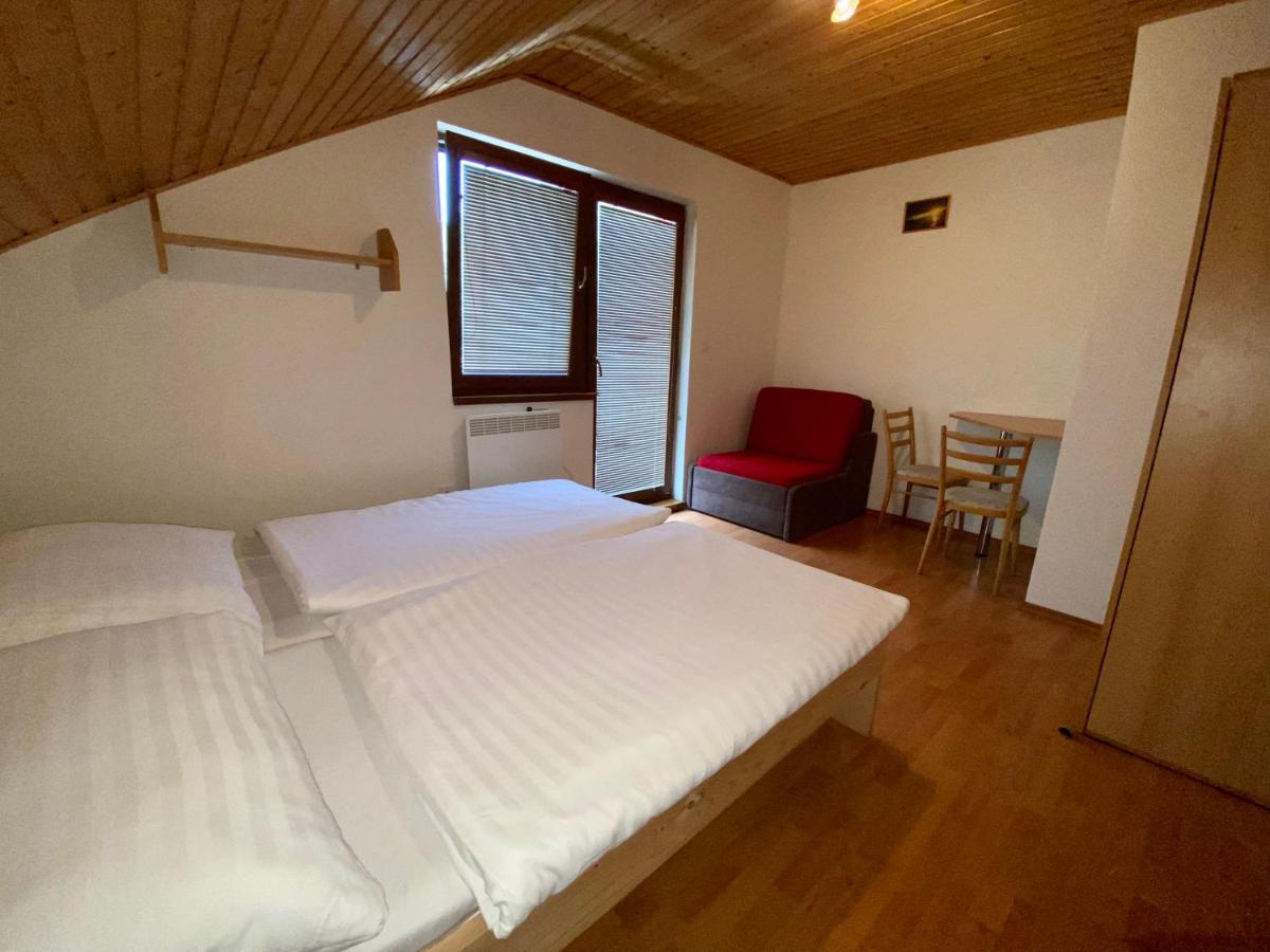 Apartmany Alma Vyhne Exterior photo